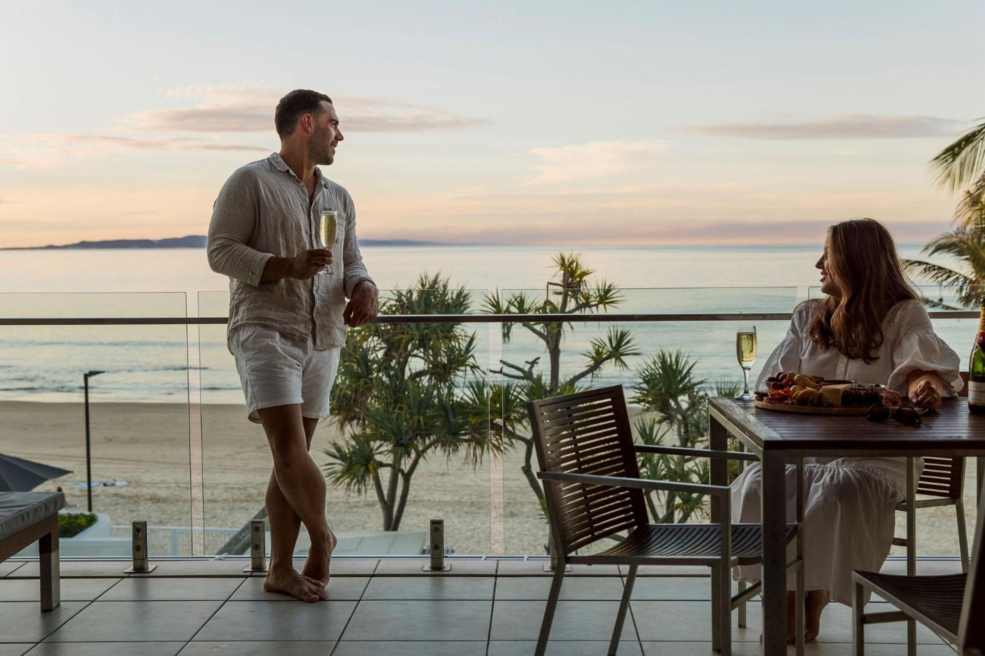 Staying In Hastings Street: 2 Family Hotels Compared