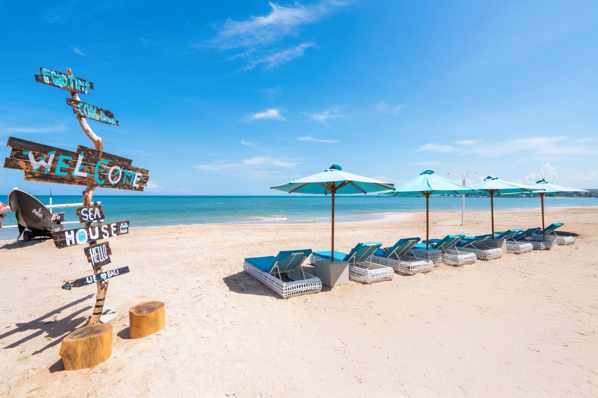 Where to Stay in Jimbaran Bay: 2 Top Spa Hotels Compared