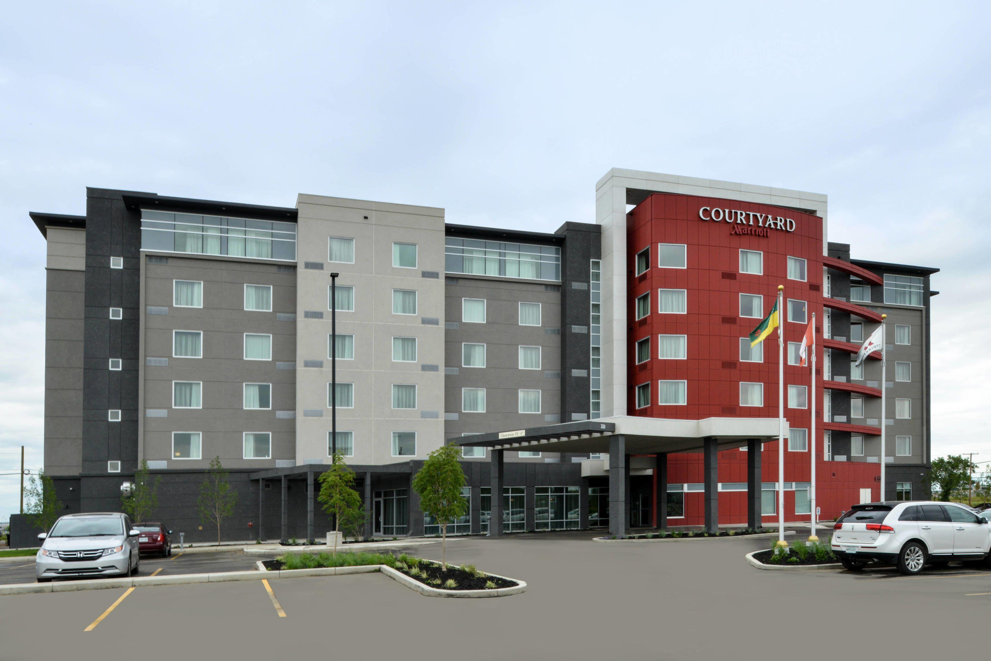 2 Business Hotels in North Industrial Worth Booking in Saskatoon