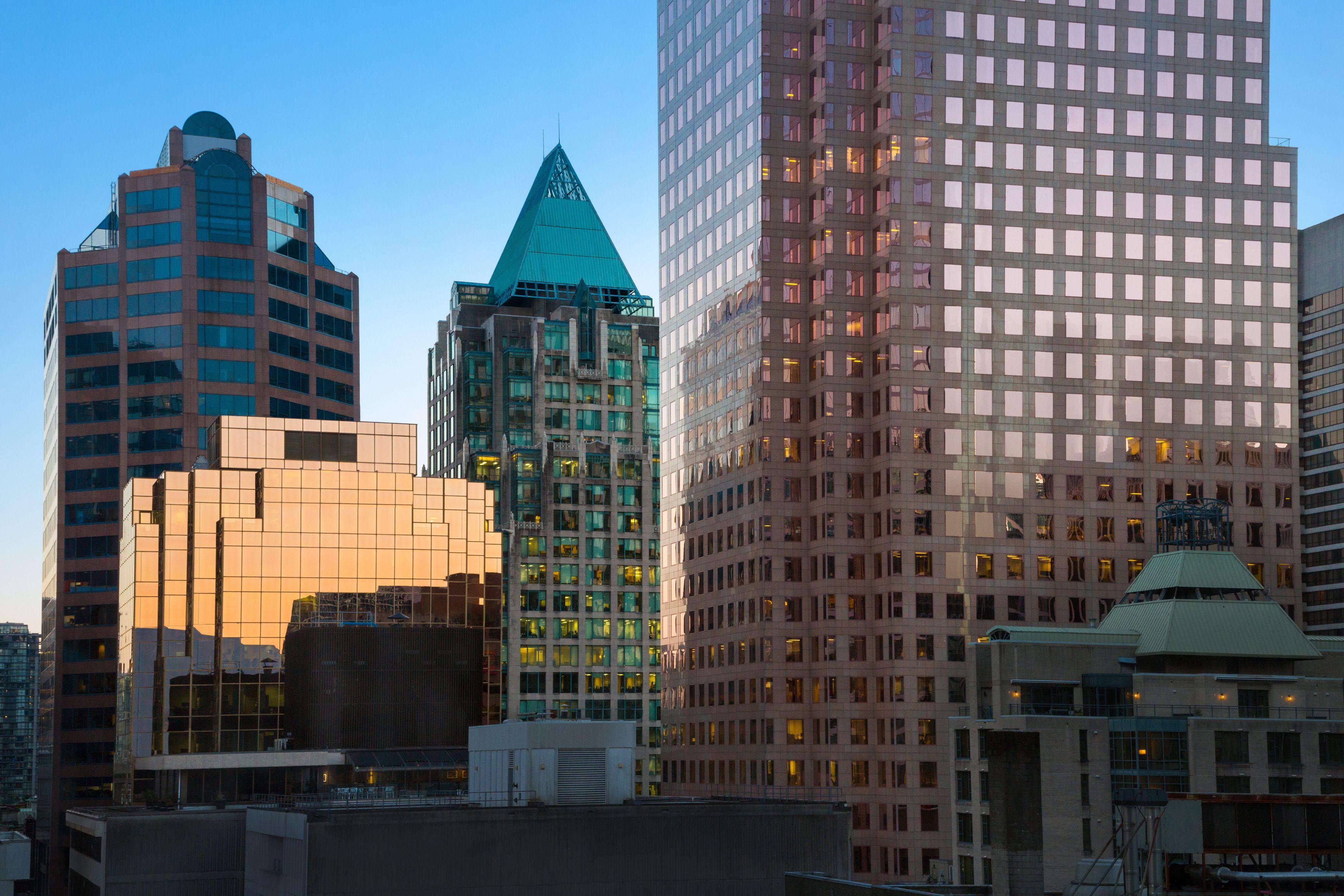 2 Business Hotels in Coal Harbour Worth Booking in Vancouver