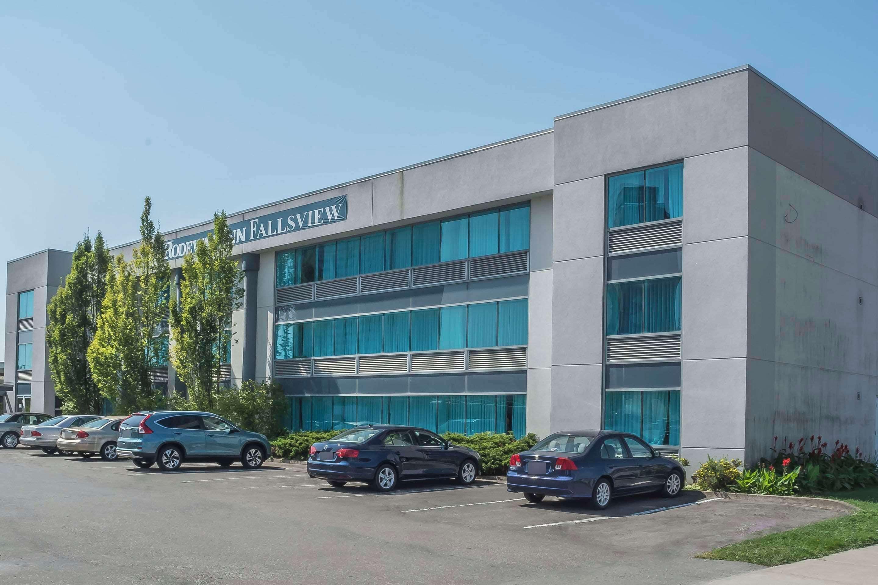 2 Smart Romantic Hotels In Fallsview Worth Booking