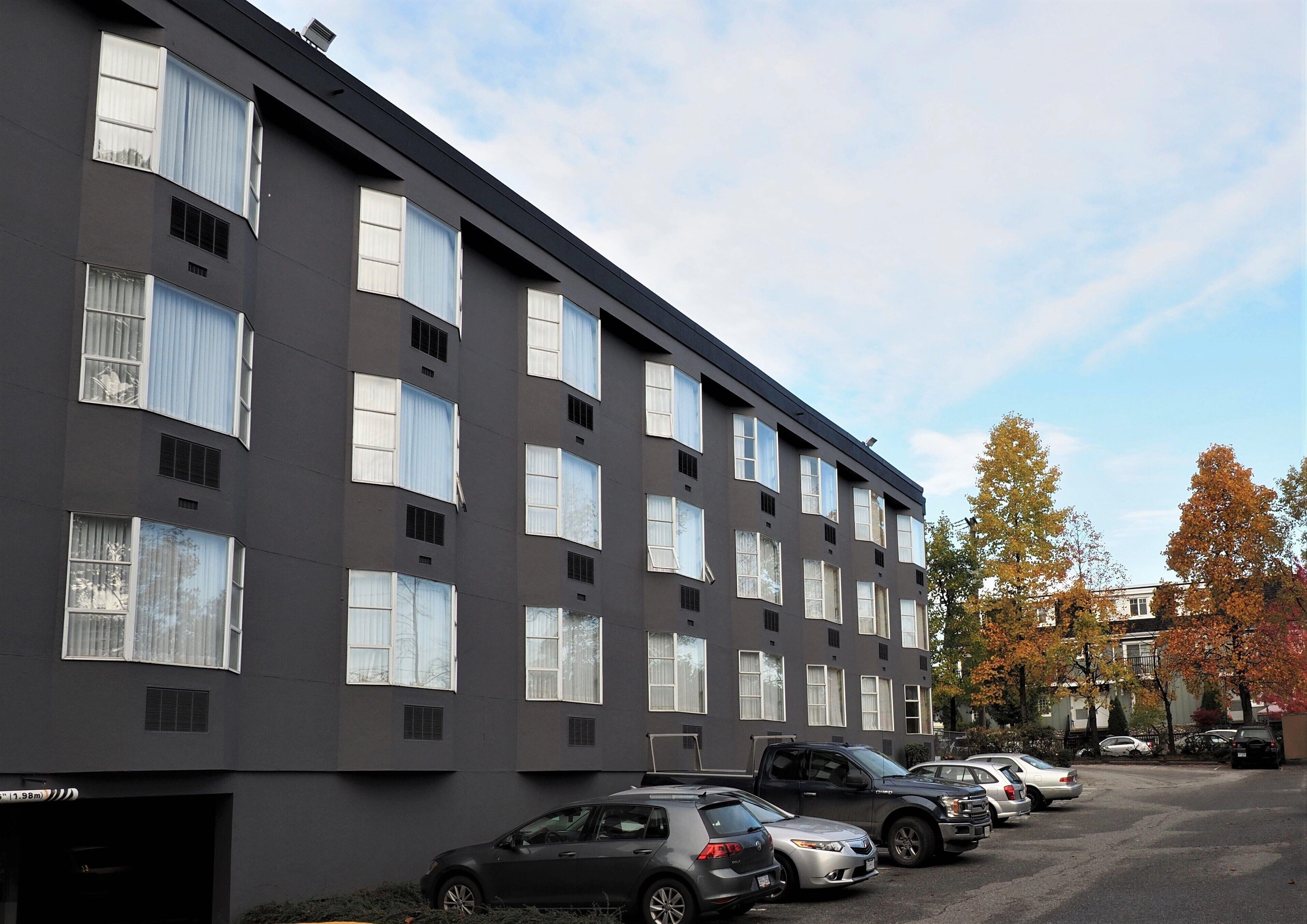 4 Business Hotels Near Van Dusen Botanical Garden Worth Booking