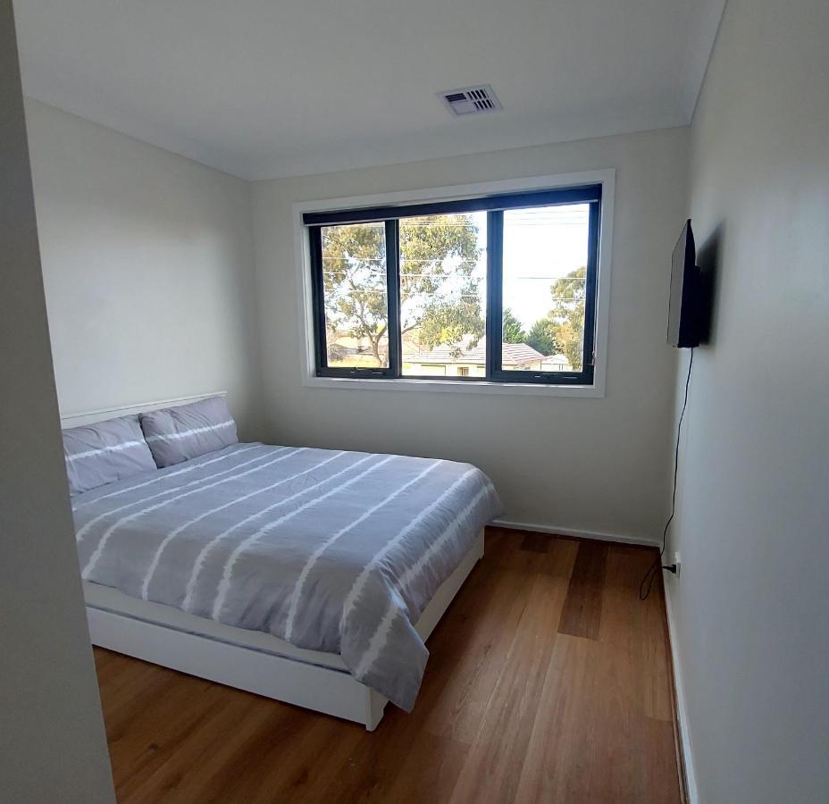Staying Near DFO Essendon: 3 Budget Hotels Compared