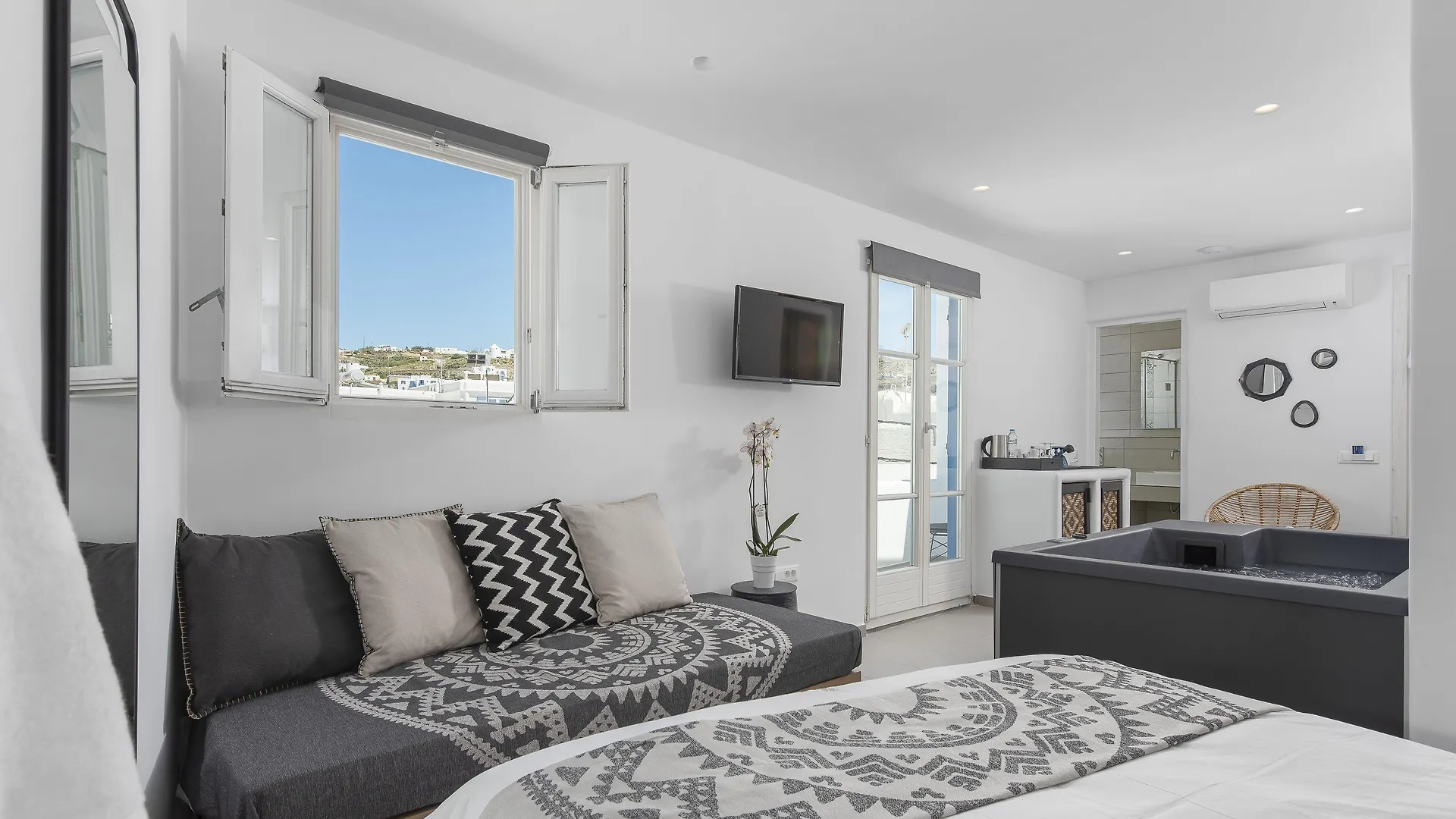 Staying in Mykonos City Centre: 2 Central Hotels Compared