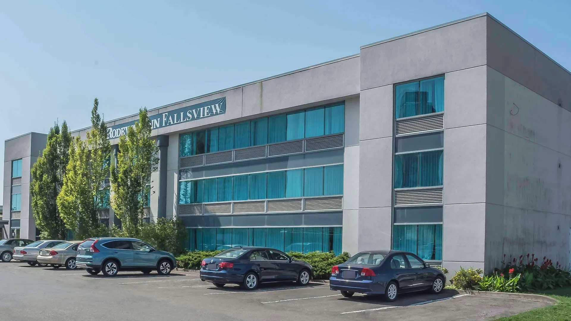 2 Smart Romantic Hotels In Fallsview Worth Booking