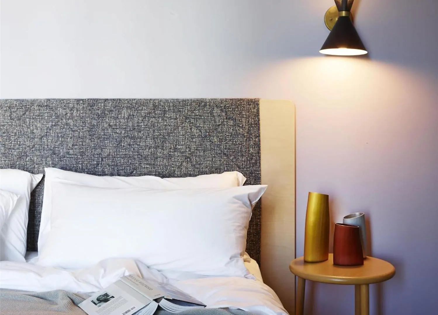 5 Smart Family Hotels Near Crawley Edge Boatshed to Book