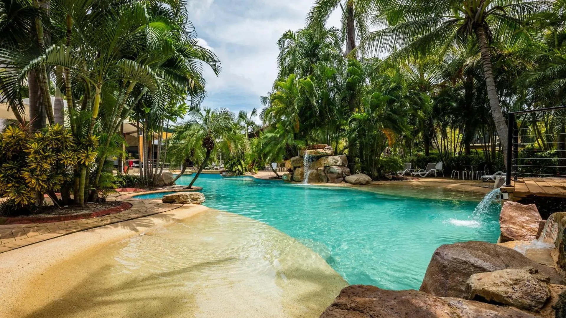 3 Airport Hotels Close to Darwin Botanic Gardens Ranked