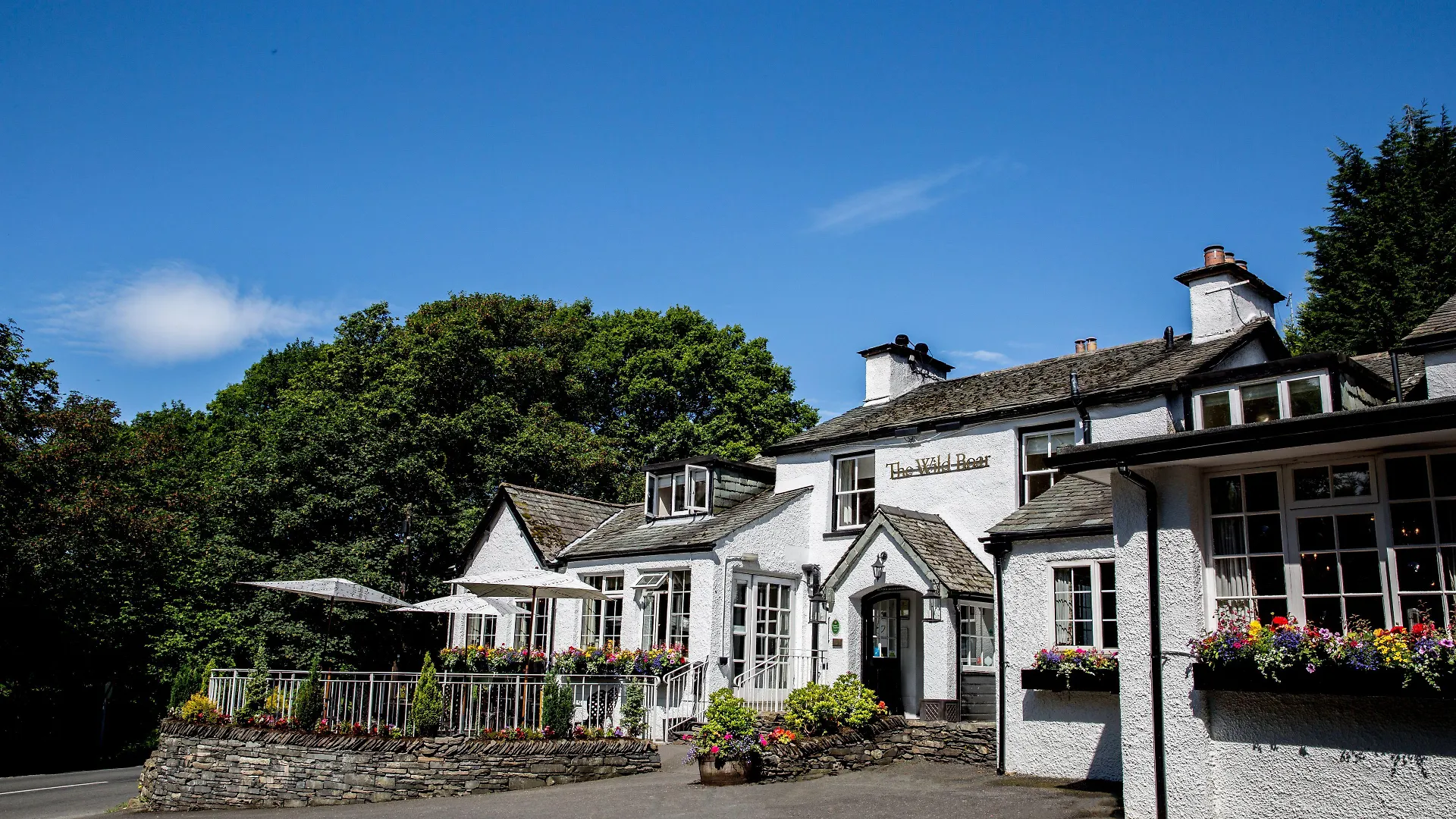 3 Resort Stays Near Fell Foot Park Worth Booking