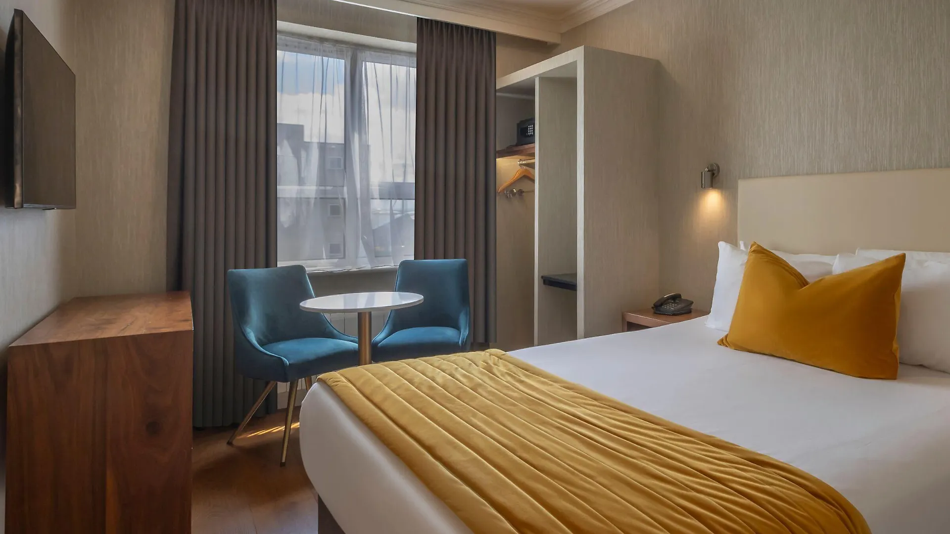 3 Central Hotels Near Galway Bay Worth Booking