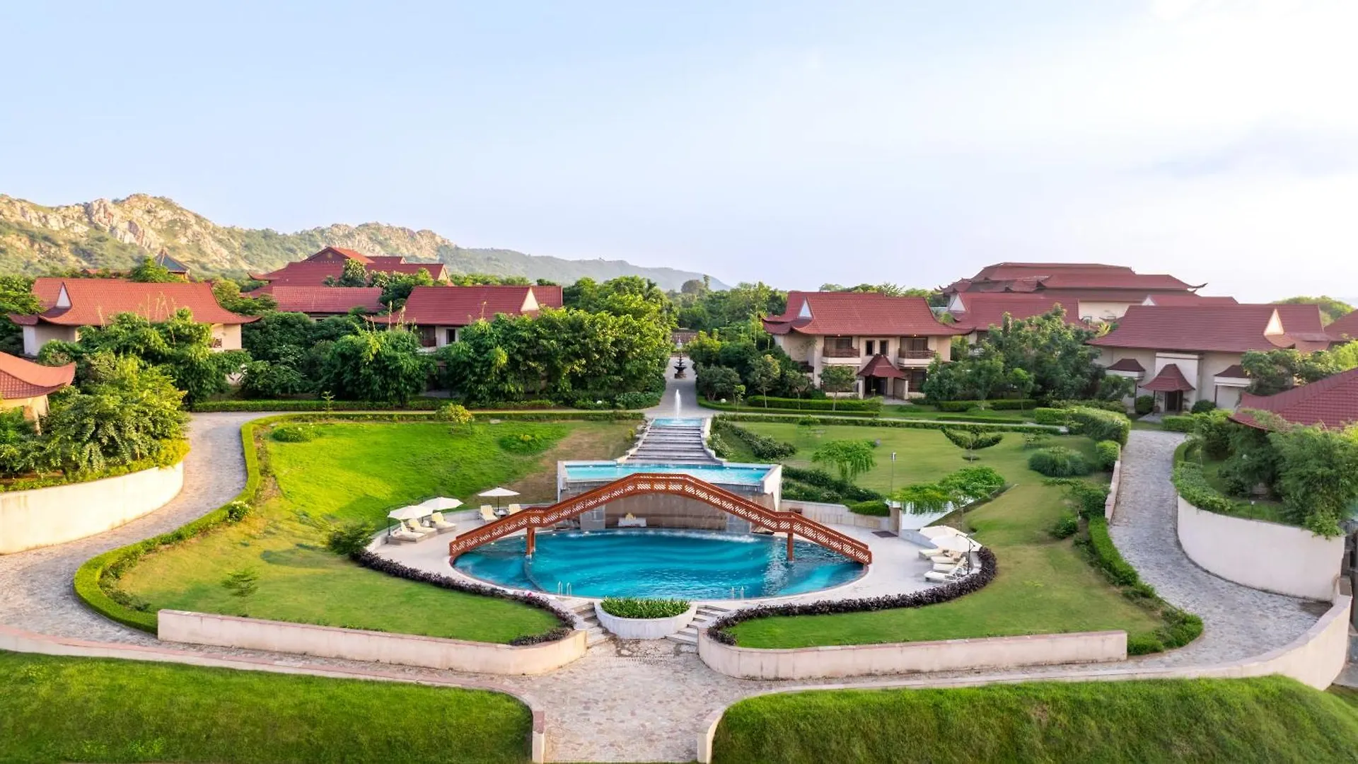 15 Best 5-Star Hotels in North India for Every Traveler