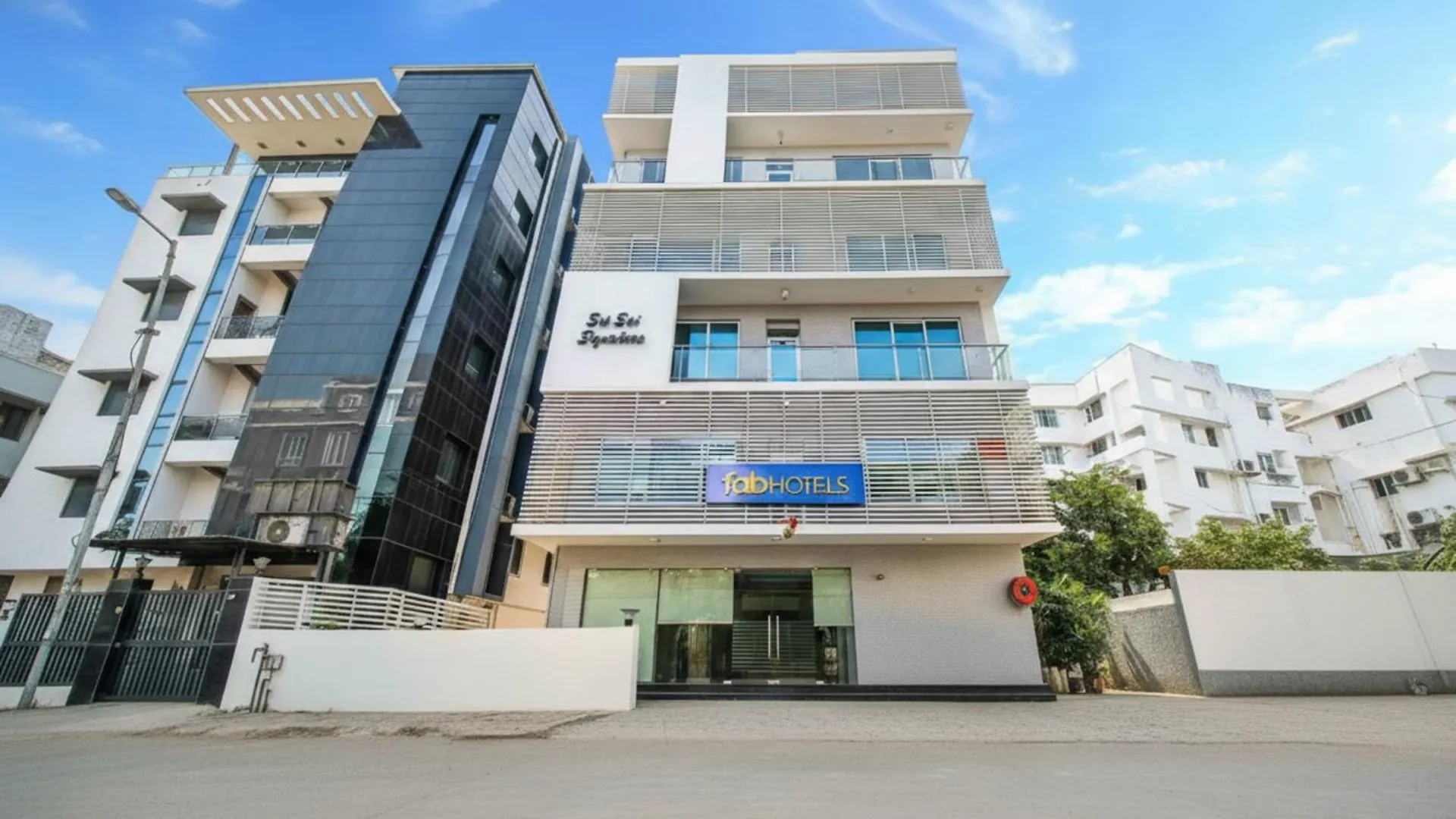 Where to Stay for Work: 10 Best Business Hotels in HITEC City