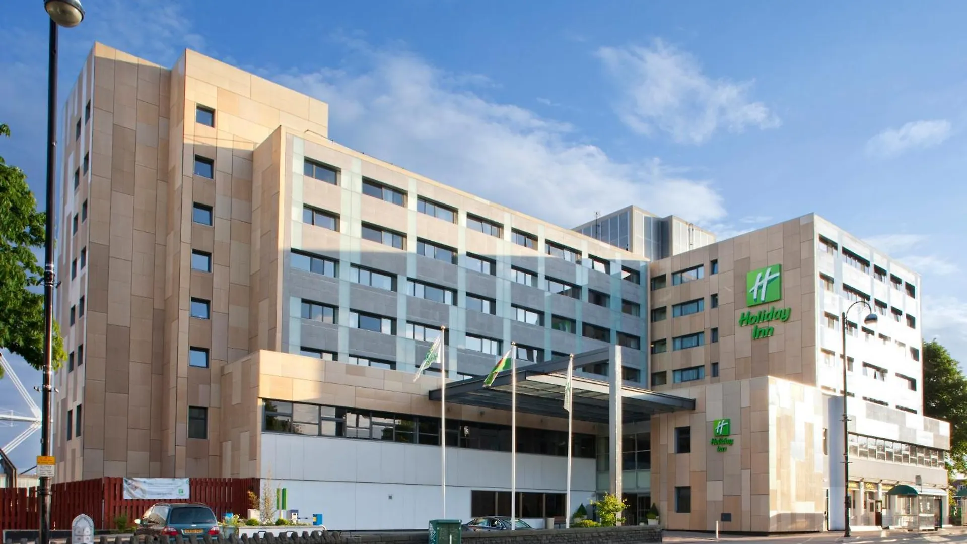 Staying Near St Fagans Museum: 13 Family Hotels Compared