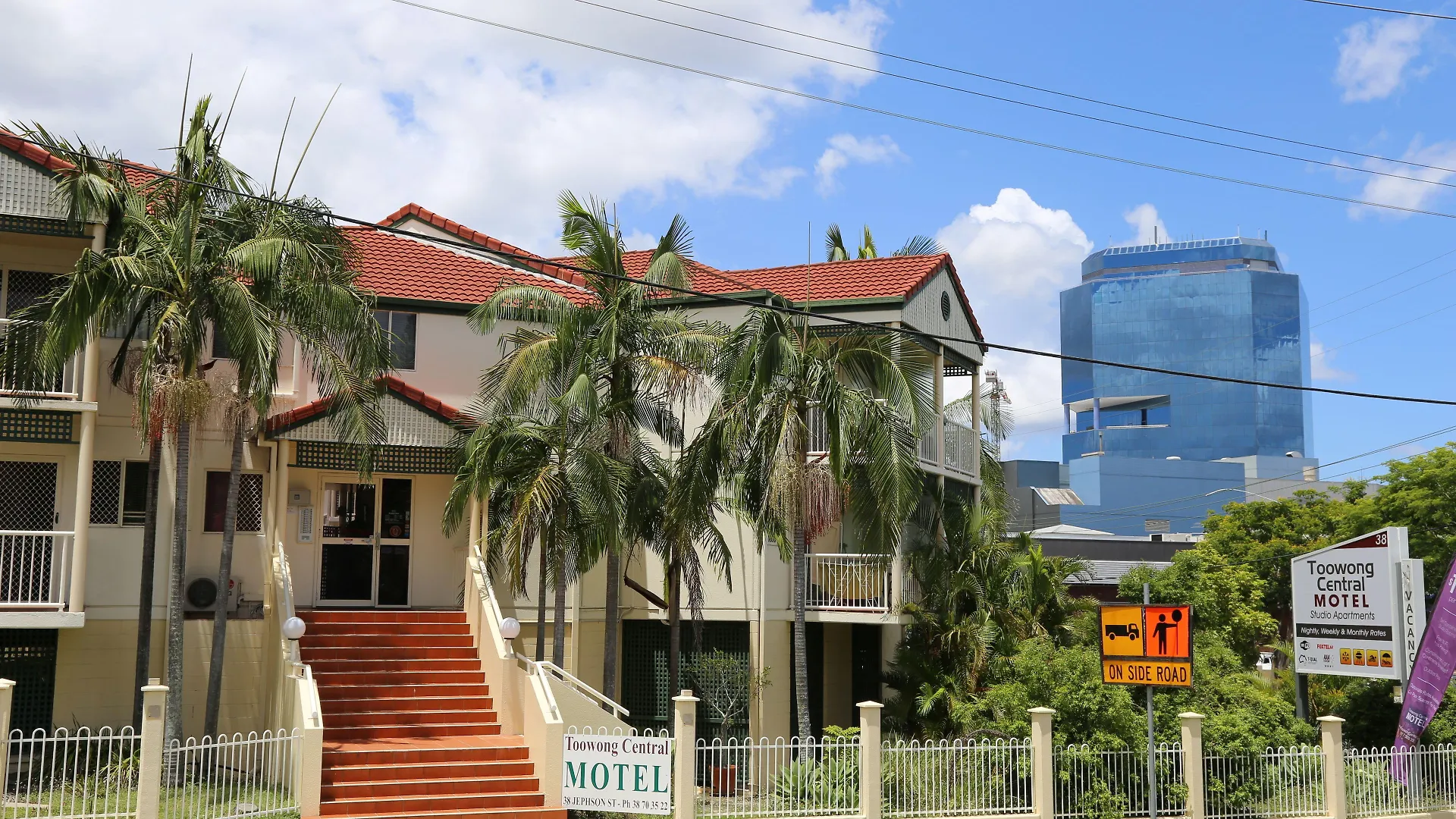 7 Family-Friendly Hotels Close to Riverstage Brisbane