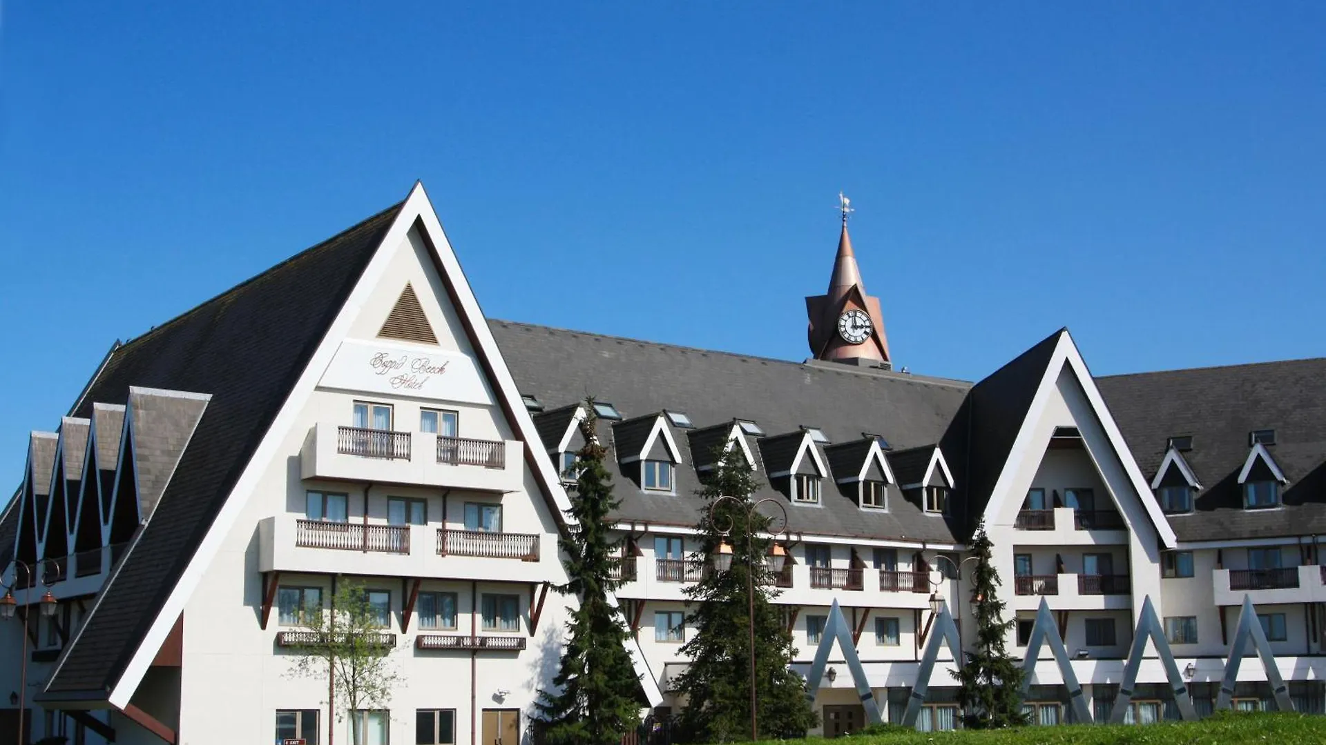 Where to Stay Near Royal County Of Berks Polo Club: 6 Family Hotels