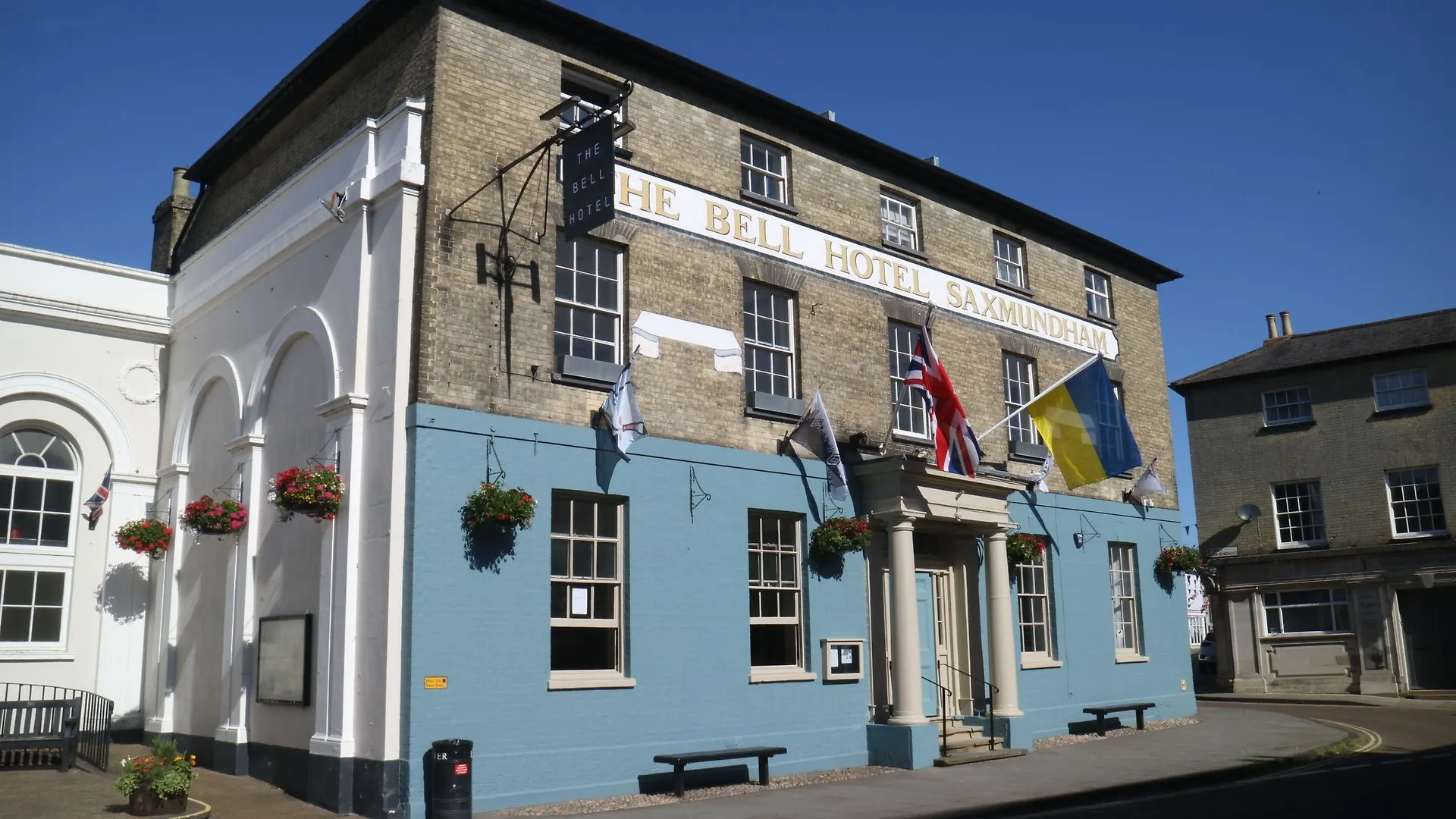 5 Boutique Hotels Near Long Shop Museum Worth Booking