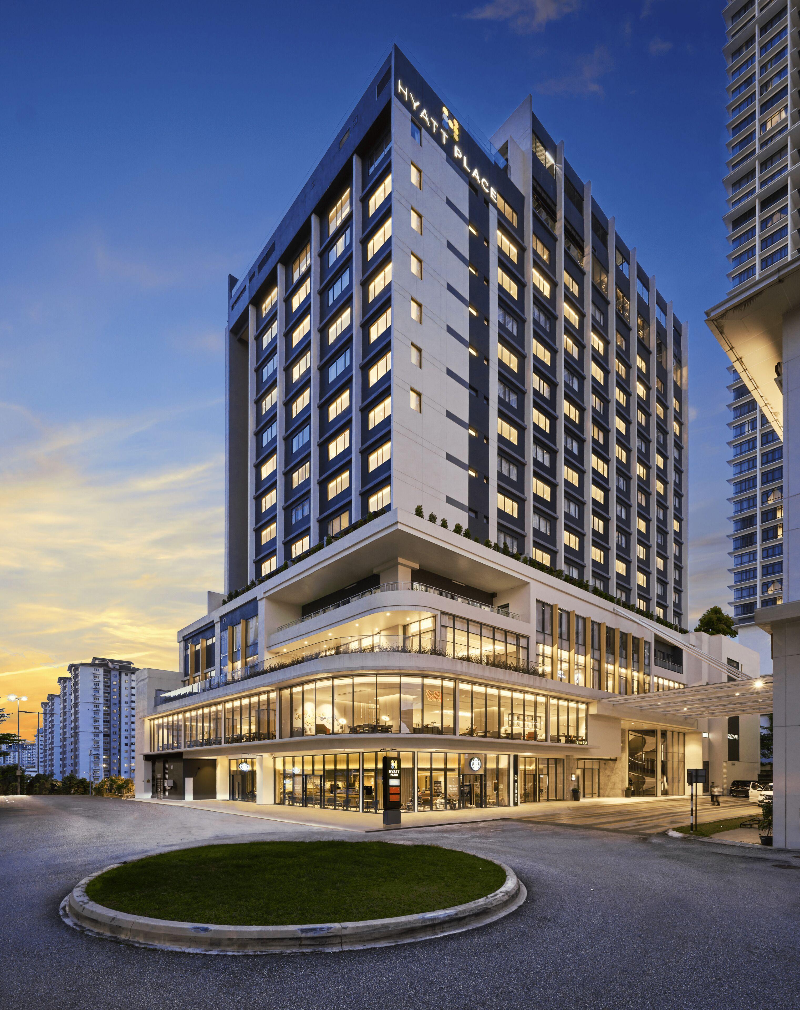 4 Four-Star Hotels Near Nu Sentral Mall Worth Booking