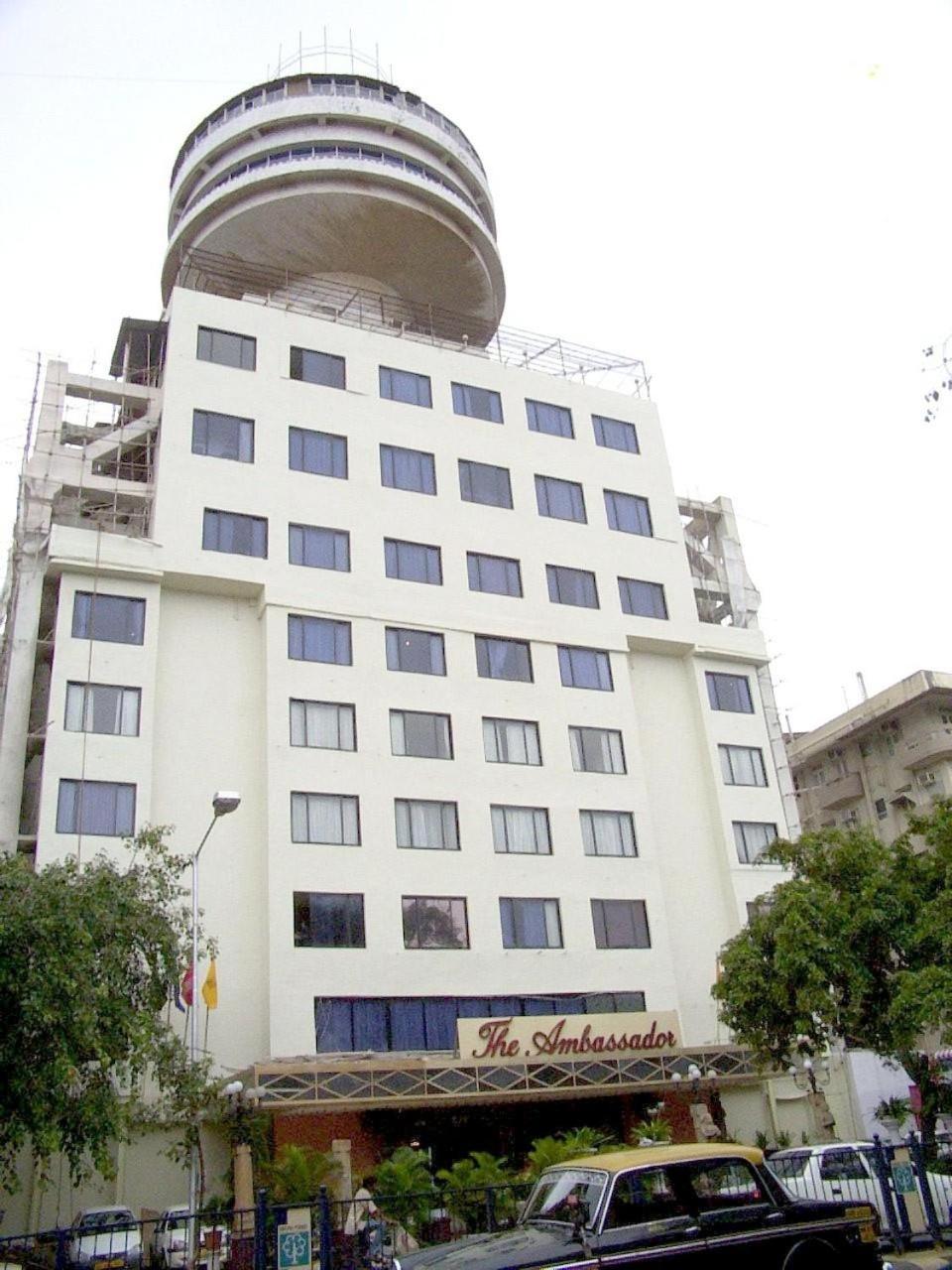 Where to Stay Near Siddhi Vinayak Temple: 4 Business Hotels