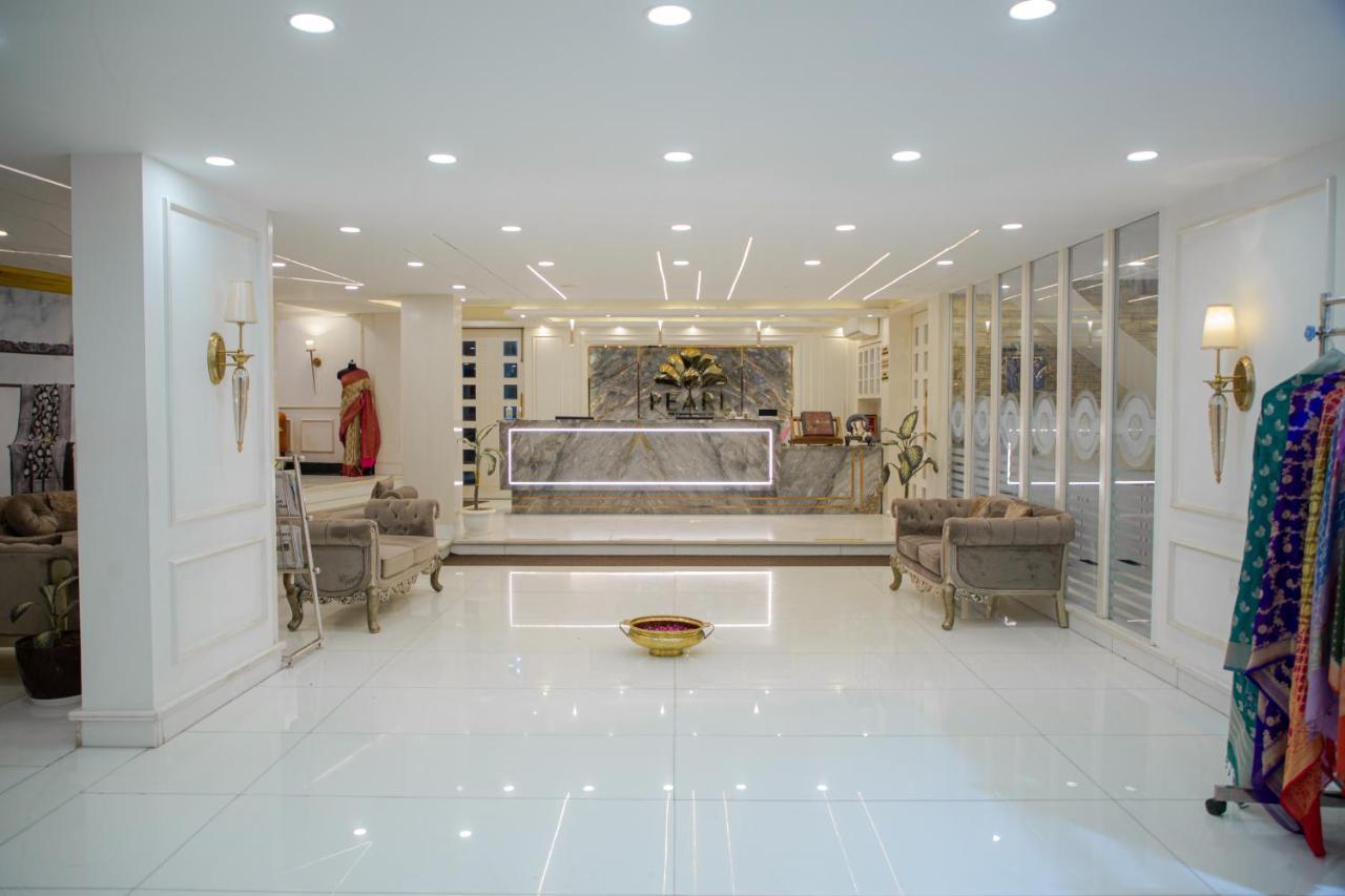Where to Stay Near Kedar Ghat: 4 Best 4-Star Hotels
