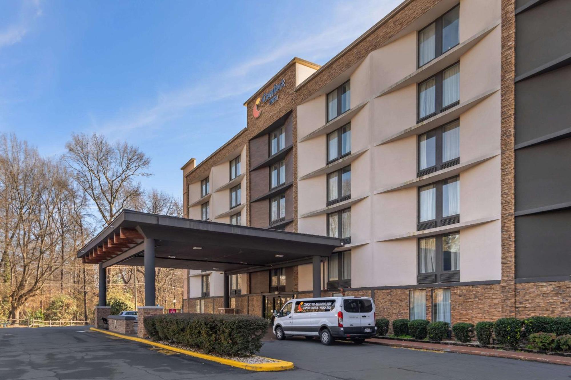 Staying Near SouthPark: 15 Airport Hotels in Charlotte Compared