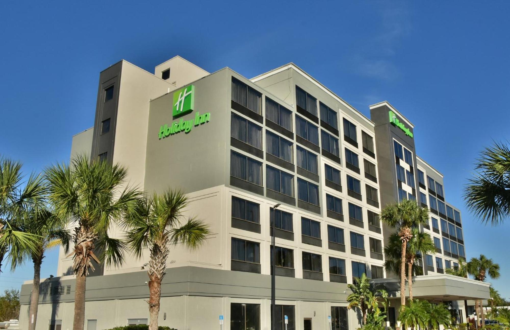 15 Top-Rated Holiday Inn Hotels Across the United States