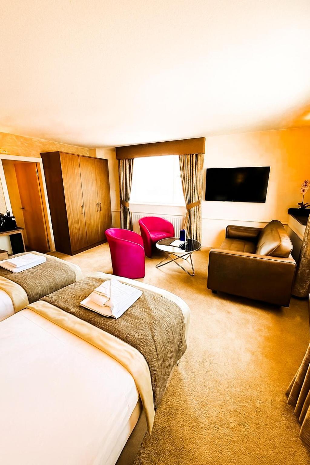 4 Smart 3-Star Hotels Near Central Pier Worth Booking