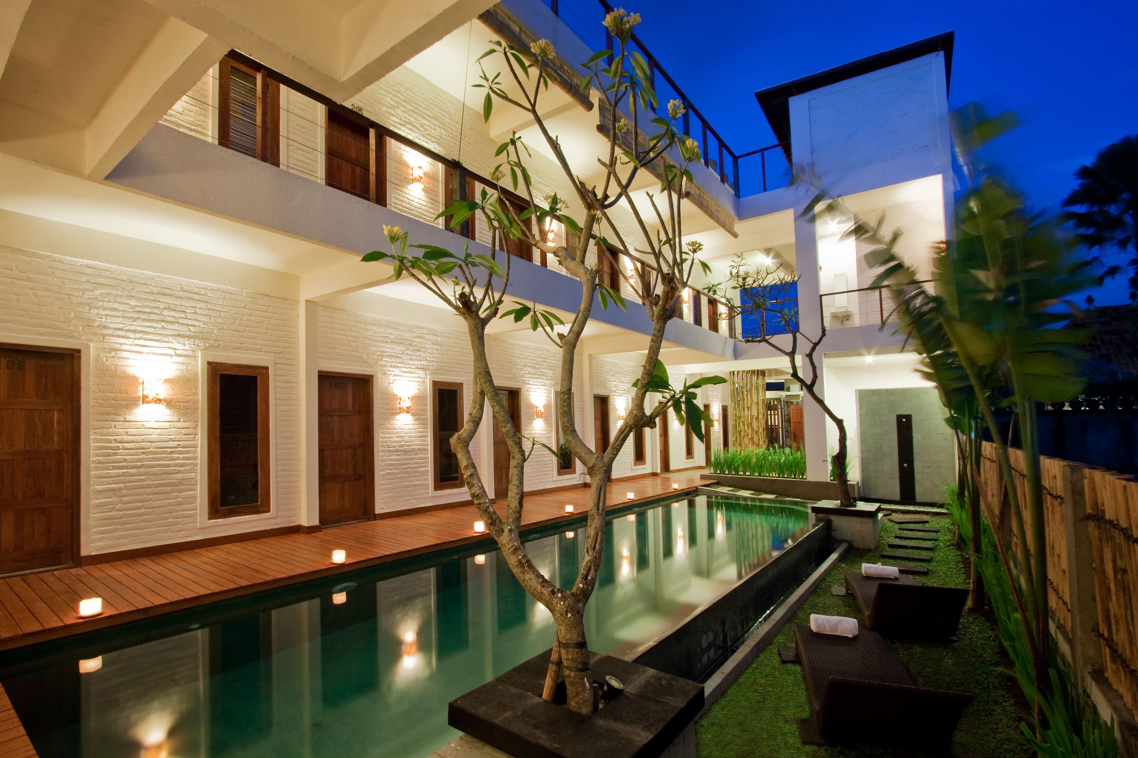 Staying In Batu Bolong: 2 Budget Hotels Compared