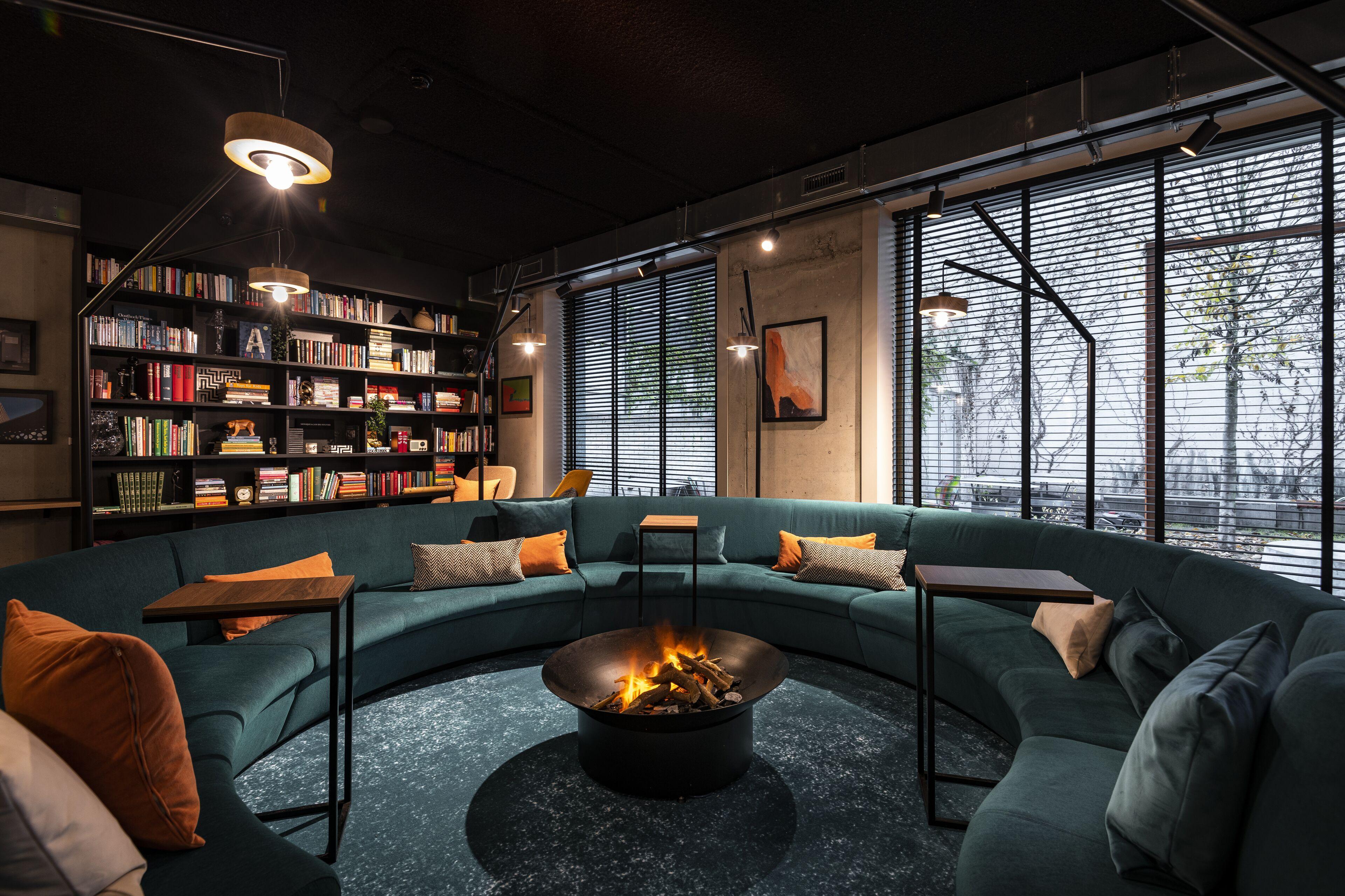5 Smart Central Hotels In Antwerp District Worth Booking