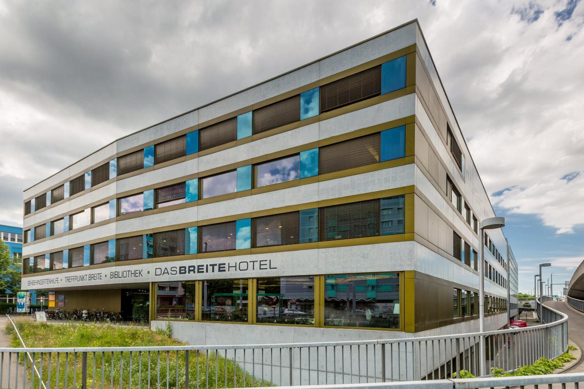 Staying in Basel City Centre: 3 Airport Hotels Compared